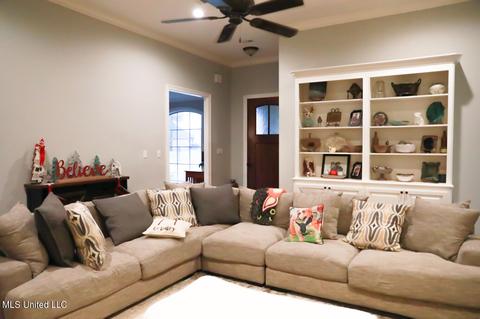 100 Cedar Green Cv, Canton, MS 39046 photo 5