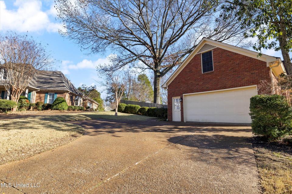  8148 Rosemont Dr, Olive Branch, MS 38654 photo 3