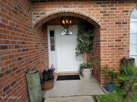 6900 Gregory Dr, Biloxi, MS 39532 photo 1