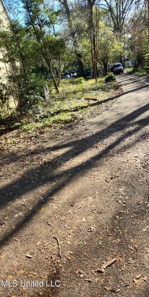 626 Meadowbrook Rd, Jackson, MS 39206 photo 7