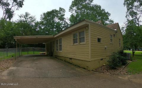 626 Meadowbrook Rd, Jackson, MS 39206 photo 1