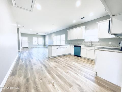 14993 Dillon St, Vancleave, MS 39565 photo 4
