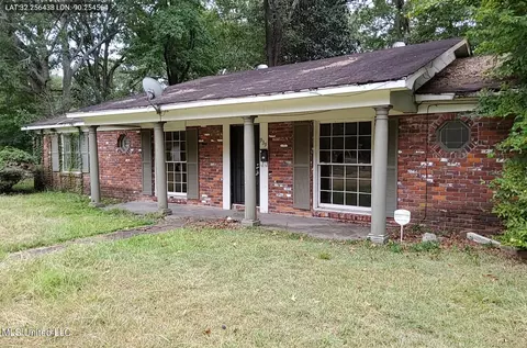 939 Westway St, Jackson, MS 39212