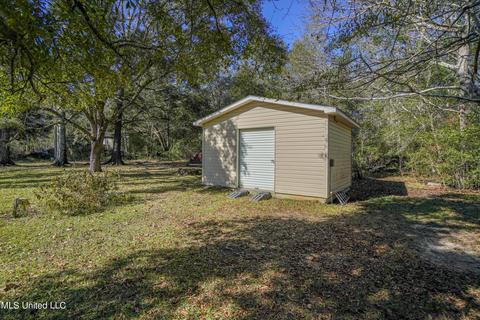 20569 Saucier Lizana Rd, Saucier, MS 39574 photo 8