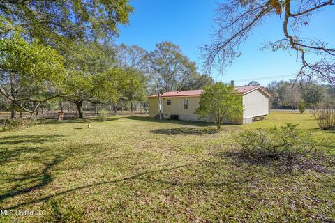 20569 Saucier Lizana Rd, Saucier, MS 39574 photo 11
