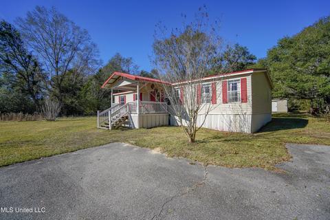 20569 Saucier Lizana Rd, Saucier, MS 39574 photo 5