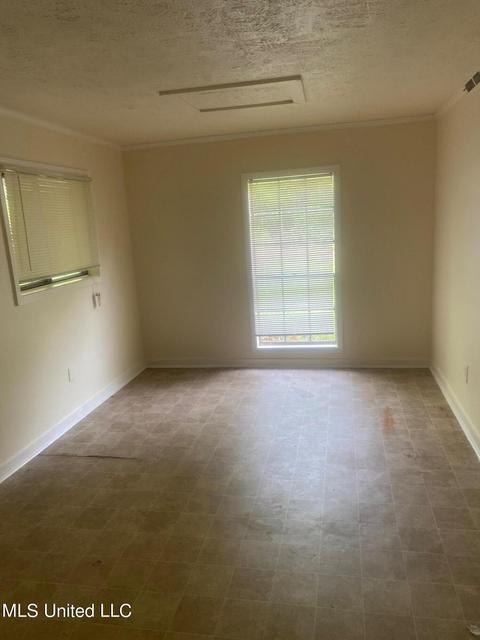 210 N Flag Chapel Rd, Jackson, MS 39209 photo 4