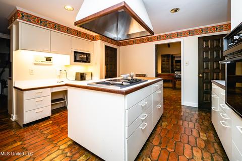 257 Brae Burn Dr, Jackson, MS 39211 photo 14