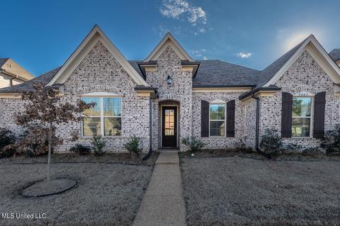5463 Stonecrest Dr, Olive Branch, MS 38654 photo 1