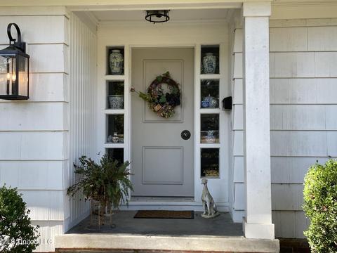 4015 Oakridge Dr, Jackson, MS 39216 photo 3