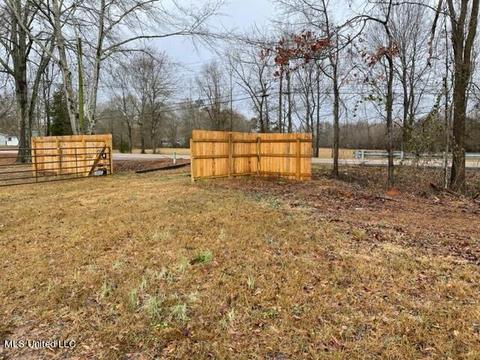 1508 Second St, Pelahatchie, MS 39145