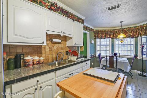 6836 Franklin D Roosevelt Dr, Jackson, MS 39213 photo 13