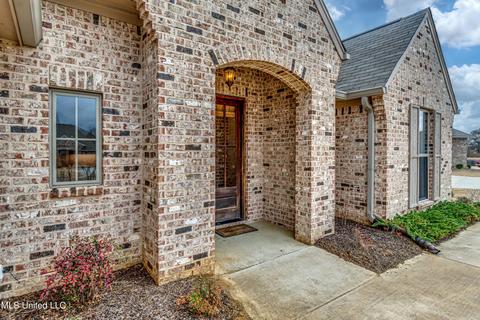 183 Falls Crossing Xing, Madison, MS 39110 photo 4