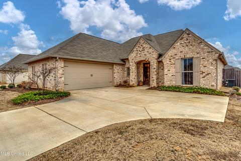 183 Falls Crossing Xing, Madison, MS 39110 photo 1