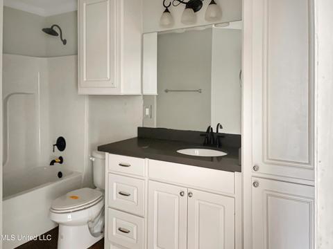 221 Terry Brook Dr, Terry, MS 39170 photo 10