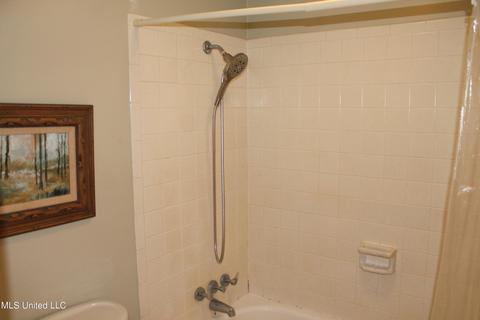 5155 Wayneland Dr # D1, Jackson, MS 39211 photo 15
