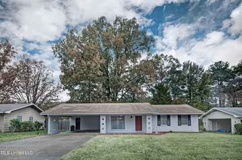 1138 Greenbriar St, Jackson, MS 39211 photo 2