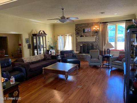 13 Glen Eagles Dr, Jackson, MS 39211 photo 2