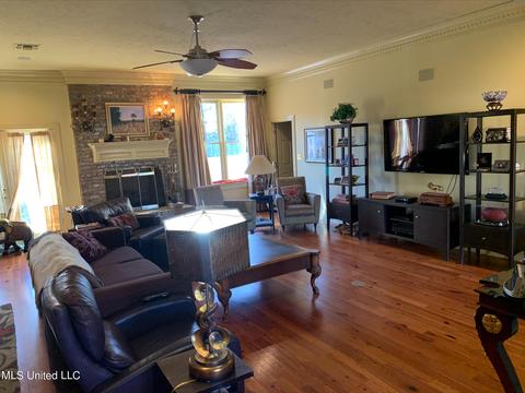 13 Glen Eagles Dr, Jackson, MS 39211 photo 3