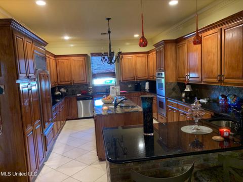13 Glen Eagles Dr, Jackson, MS 39211 photo 4