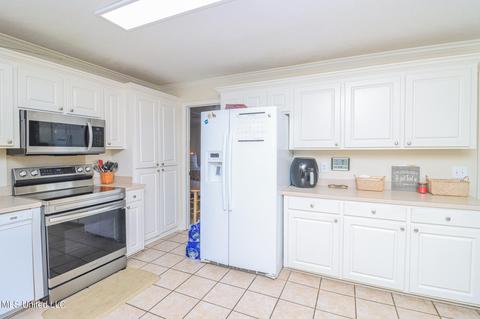 2045 S S Cobblestone Cv, Brandon, MS 39042 photo 14