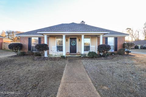2045 S S Cobblestone Cv, Brandon, MS 39042 photo 1