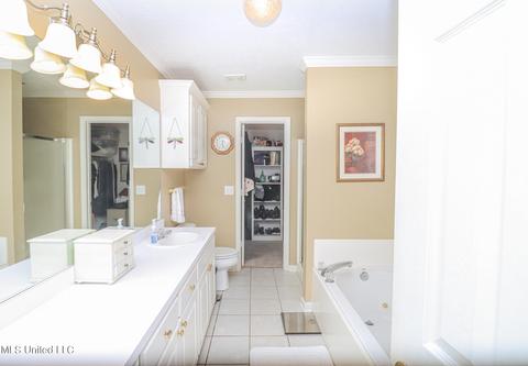 2045 S S Cobblestone Cv, Brandon, MS 39042 photo 19