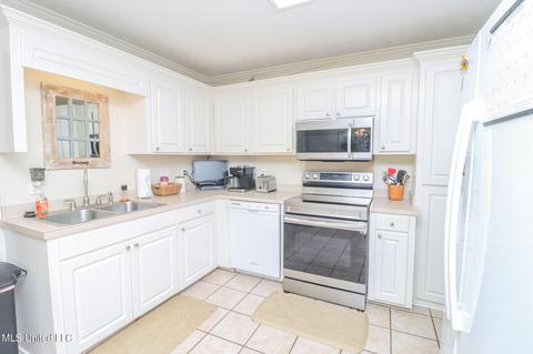 2045 S S Cobblestone Cv, Brandon, MS 39042 photo 15