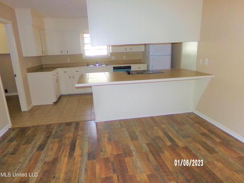 4963 Forest Hill Rd, Byram, MS 39272 photo 21