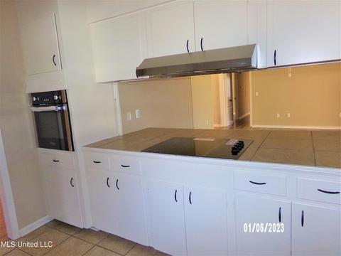 4963 Forest Hill Rd, Byram, MS 39272 photo 8