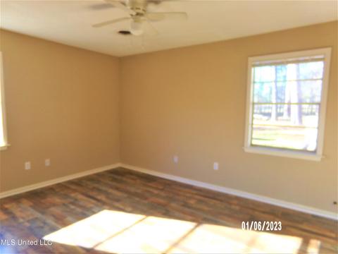 4963 Forest Hill Rd, Byram, MS 39272 photo 17