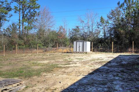 18231 Leslis Ln, Saucier, MS 39574 photo 15