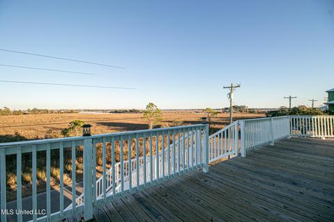 10199 S River Dr, Biloxi, MS 39532 photo 26
