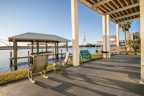 10199 S River Dr, Biloxi, MS 39532 photo 32