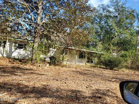 9004 Graham Rd, Moss Point, MS 39562 photo 1