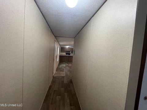 136 Valley Cv, Florence, MS 39073 photo 12