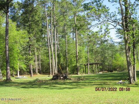 9014 Graham Rd, Moss Point, MS 39562 photo 5