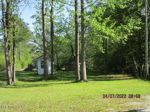 9014 Graham Rd, Moss Point, MS 39562 photo 4