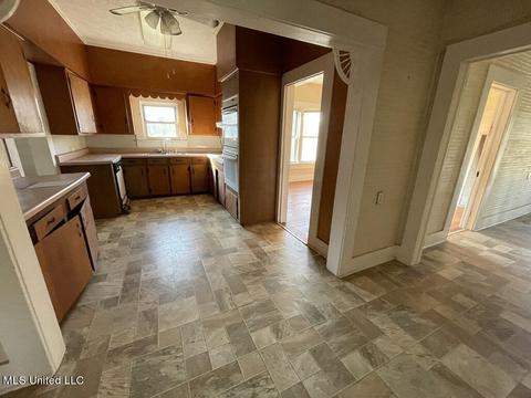 158 Ceasar Rd, Picayune, MS 39466 photo 9