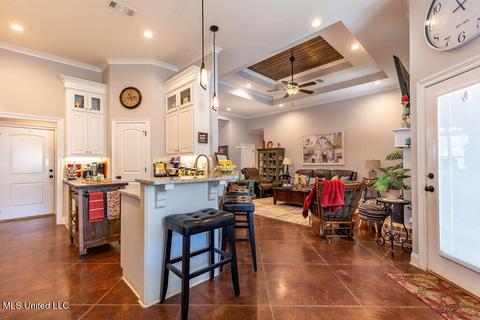 307 W Main St, Florence, MS 39073 photo 8
