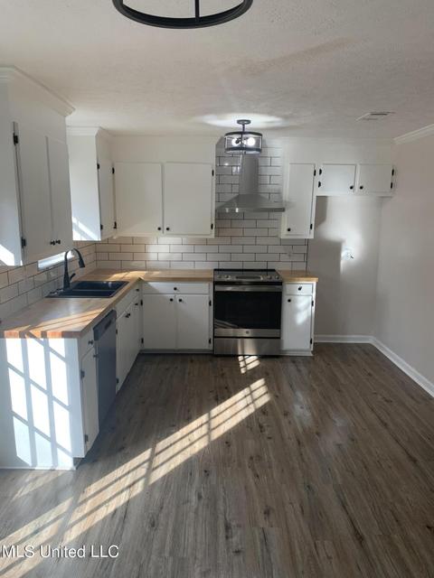 6115 Floral Dr, Jackson, MS 39206 photo 8