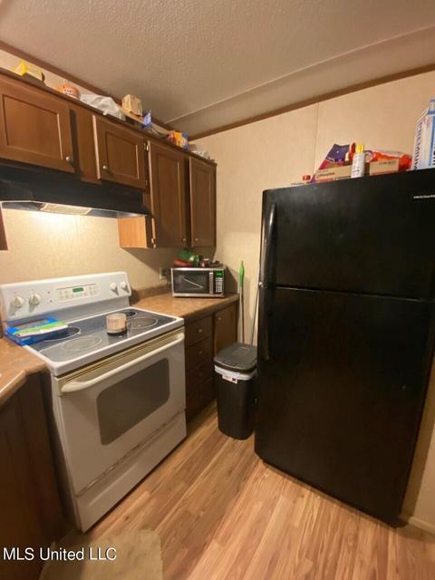 9200 Gray Ave, Vancleave, MS 39565