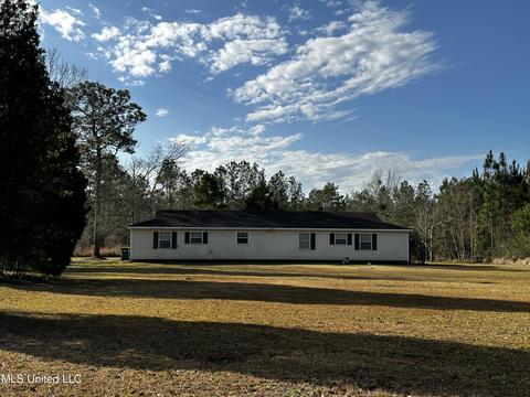 7900 Nutbank Rd, Moss Point, MS 39562 photo 1