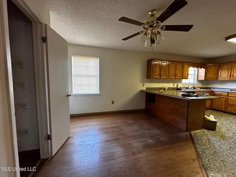 7900 Nutbank Rd, Moss Point, MS 39562 photo 17