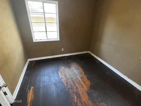 936 Stuart St, Jackson, MS 39204 photo 6