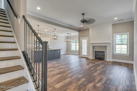 8085 Williamson Dr, Olive Branch, MS 38654 photo 16
