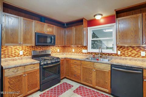 208 Morrison Dr, Clinton, MS 39056 photo 12