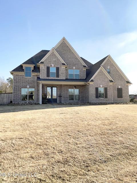2906 Fall Spring Dr, Olive Branch, MS 38654 photo 2