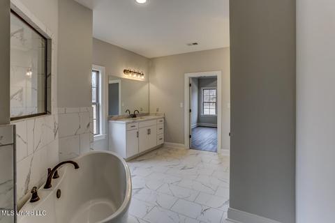8087 Briscoe Dr, Olive Branch, MS 38654 photo 15