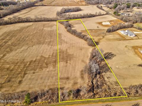 5159 S Getwell Rd, Hernando, MS 38632